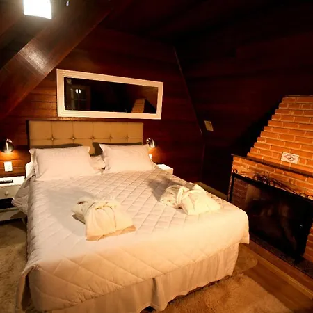 Pousada Alpes Santo Antônio do Pinhal Habitación foto