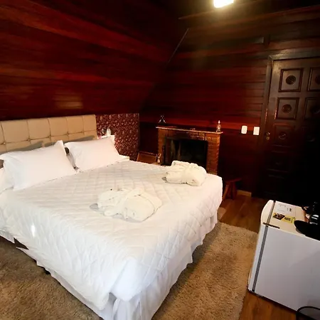 Pousada Alpes Santo Antônio do Pinhal Habitación foto